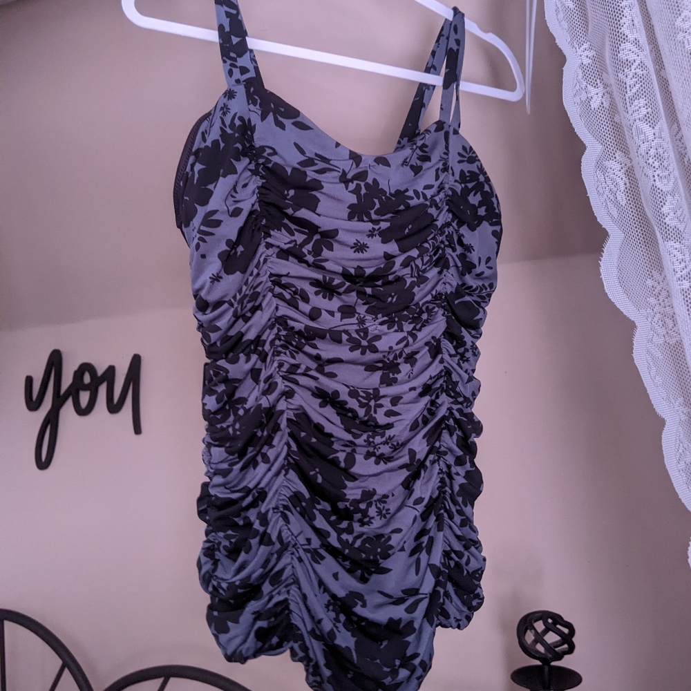 Lands End Swim top 16